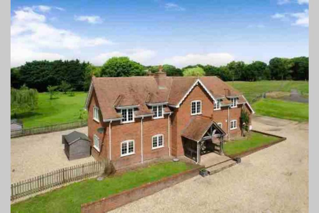 Langford Farmhouse - New Forest National Park Luxury 4Bd, Hot Tub, Cinema, 10 Acres Bartley Kültér fotó