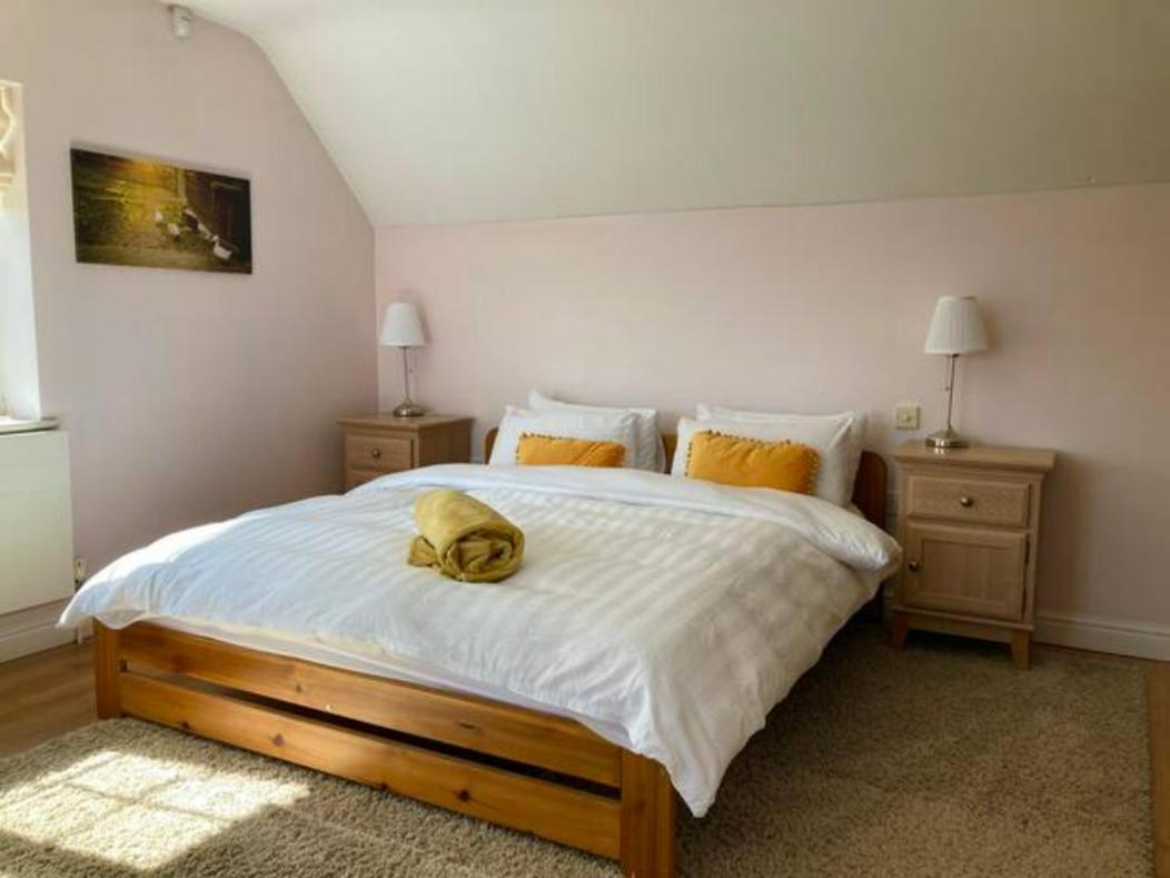 Langford Farmhouse - New Forest National Park Luxury 4Bd, Hot Tub, Cinema, 10 Acres Bartley Kültér fotó